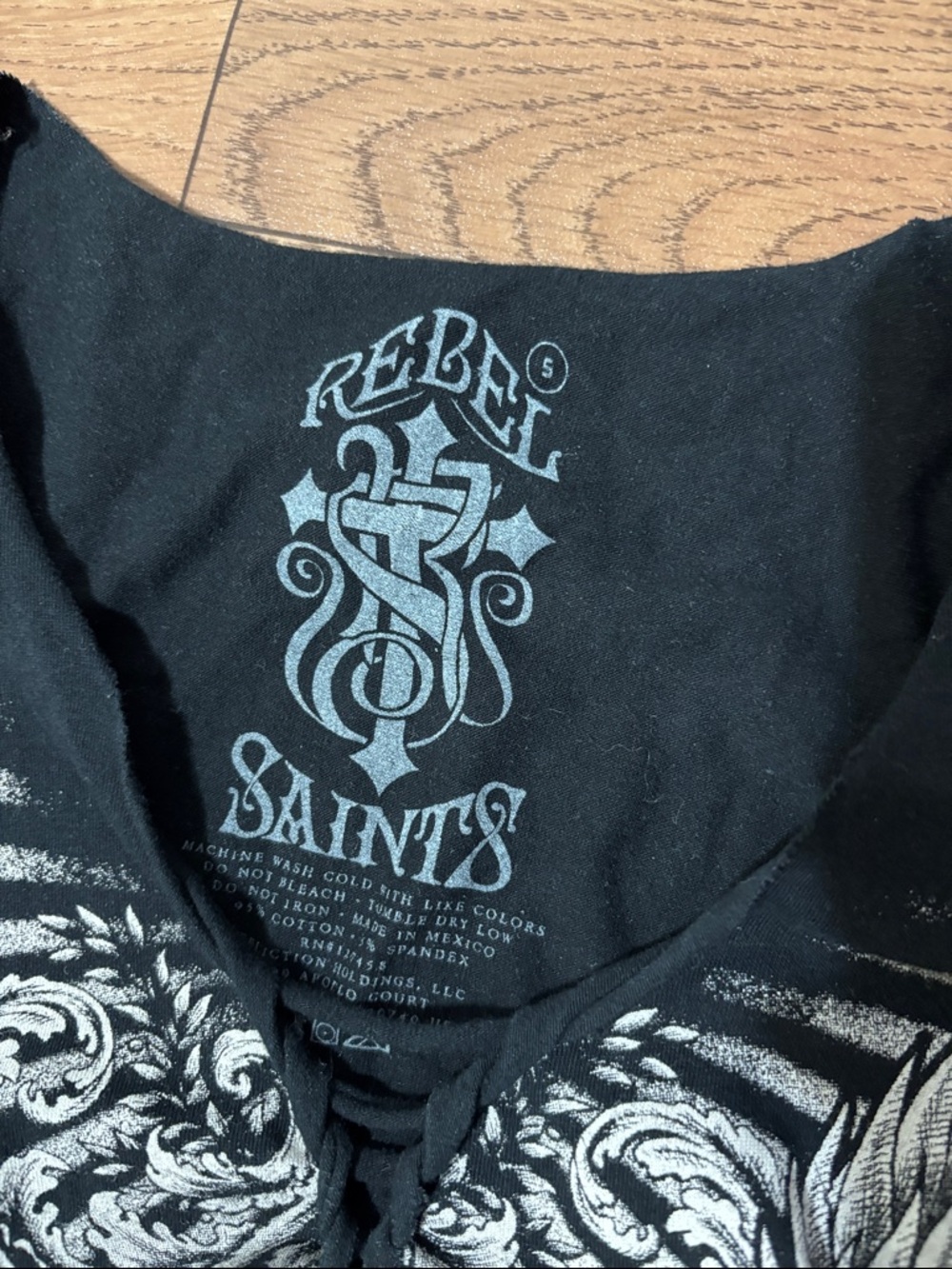 Rebel Saints black long sleeve shirt small angel wings biker goth grunge emo Y2K - Picture 5 of 6